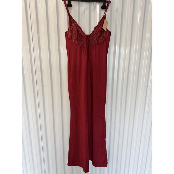 Popilush Red Lace Slip Split Body-Hugging Deep V-Neck Underwire Maxi Dress XXL - Picture 1 of 5